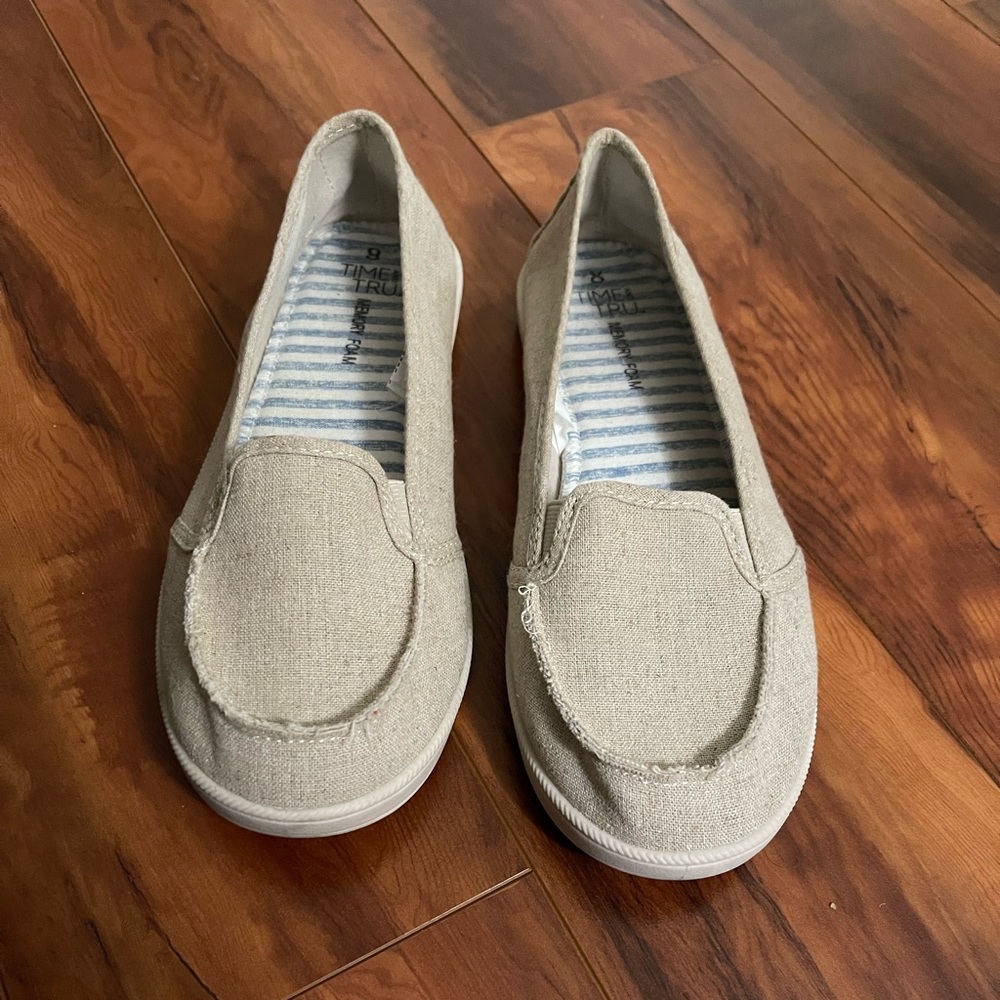 TIMEandTRUE WOMENS FLATS